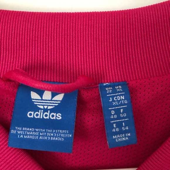 Adidas Original jacket. Fuchsia. Tone on tone adidas crest. Xlarge - Picture 2 of 3
